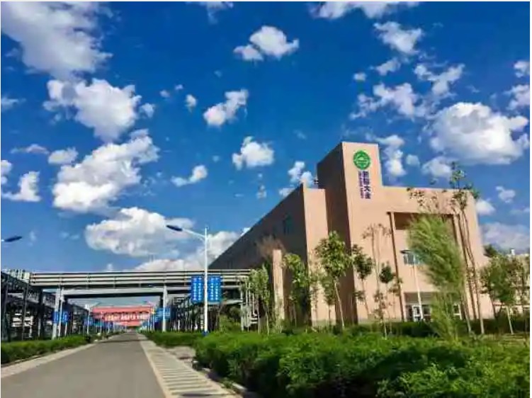 继新疆棉花之后，，，，，，新疆光伏成为美国下一个目的？？？新疆大全回应：“想对我们搞‘工业灭绝’，，，，，，问问中国和天下市场答不允许！”