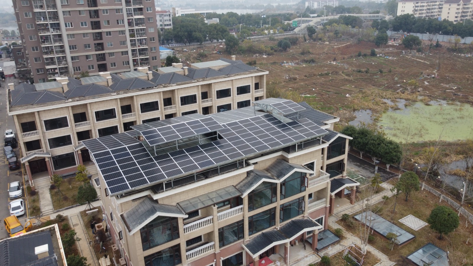 光伏发电署理加盟商家解读：光伏发电应着重维护哪些装备