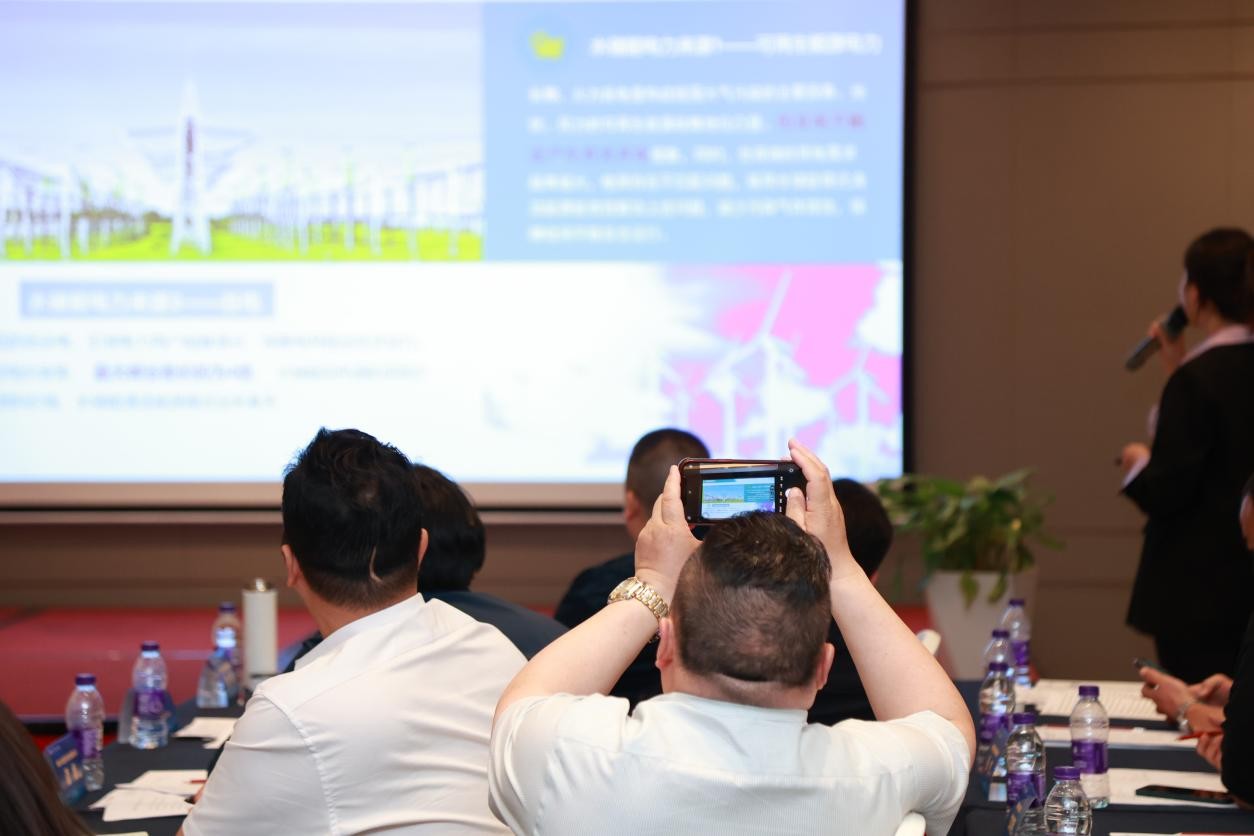 光伏电站_家用太阳能光伏发电_光伏发电署理加盟